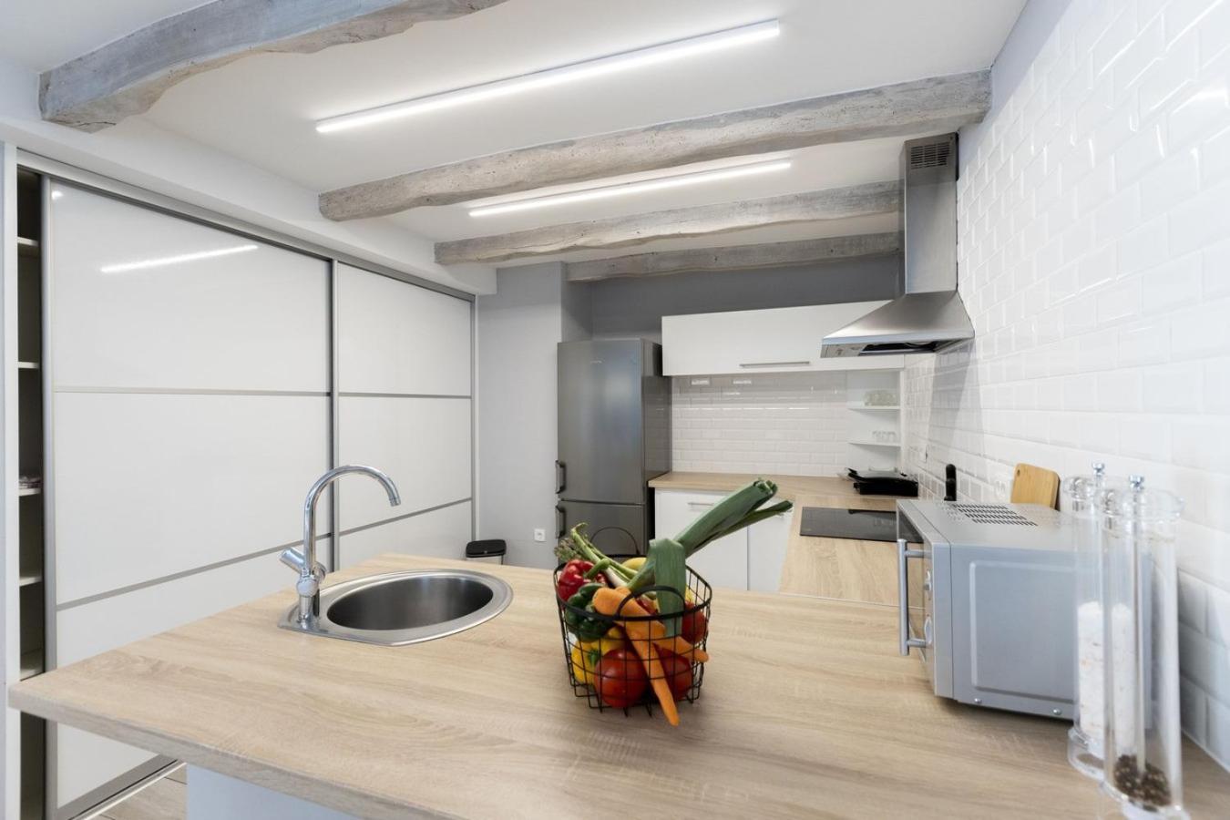 Villa Viscum In Central Istria For 8 Persons With Large Garden - Pet Friendly Пазин Екстериор снимка